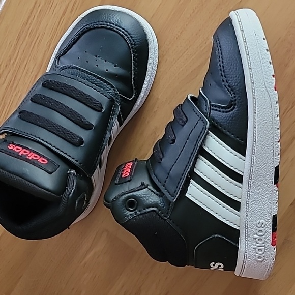 Adidas Hoops 2.0 - Picture 2 of 8